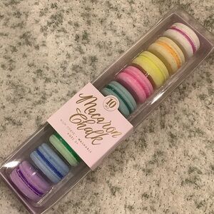 Loddie Doddie Colorful Macaron Sidewalk Chalk Art Set NWT 10 pieces